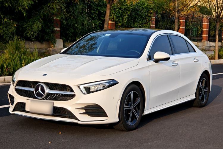 Used Mercedes-Benz A-Class 2022 Revised Version A 200 L Sport Sedan Fashionable Style