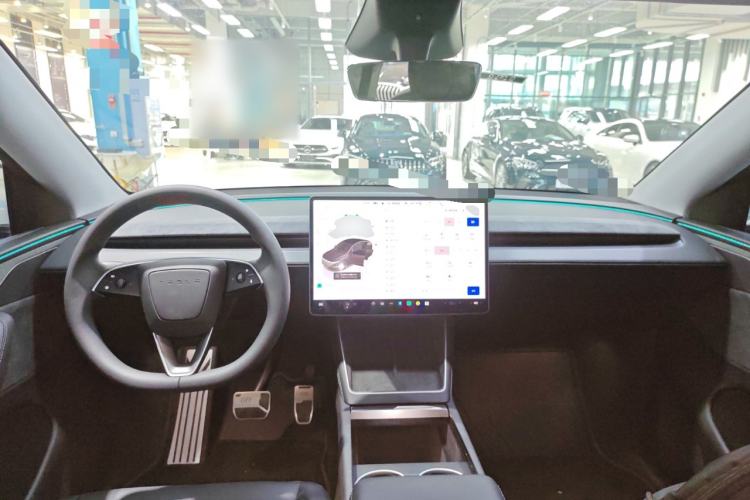 Used Tesla Model Y 2025 Long-Range All-Wheel Drive First Edition
