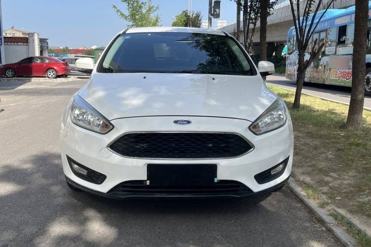 Used Ford Focus 2015 Hatchback 1.6L Automatic Comfort Model

