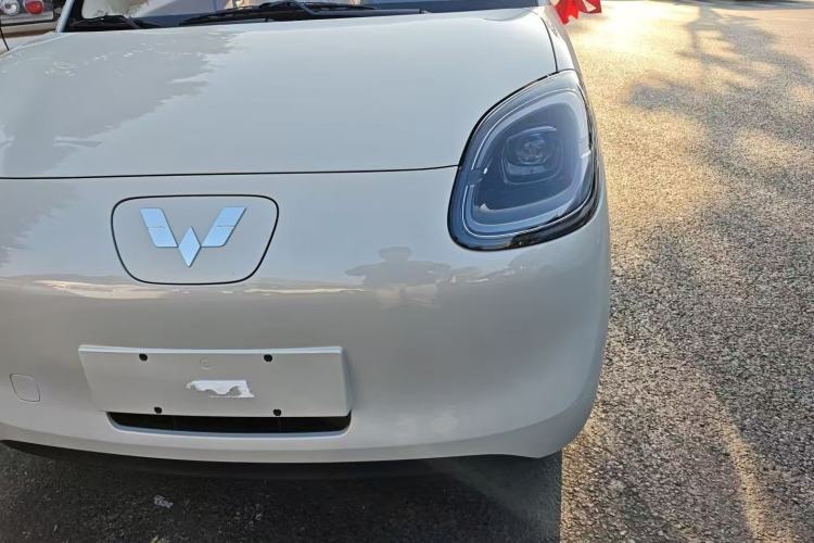 Used Wuling Hongguang MINIEV 2025 Four-Door Version Advanced Edition
