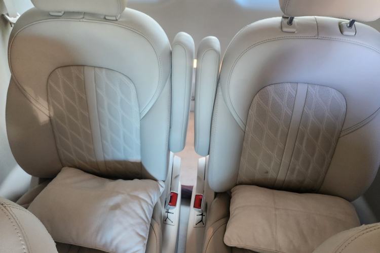 Used Buick GL8 2021 Avenir Aivia Six-Seat Luxury Edition
