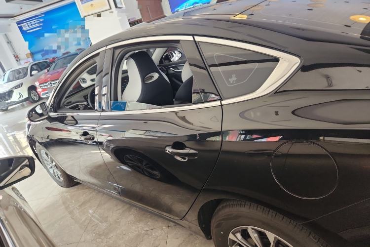 Used BYD Destroyer 05 2024 HONOR Edition DM-i 55KM Luxury Model
