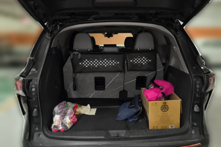 Used Toyota Granvia 2023 2.5L Hybrid Comfort Edition