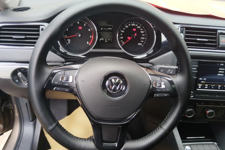 Used Volkswagen Sagitar 2018 1.6L Manual Comfort Model