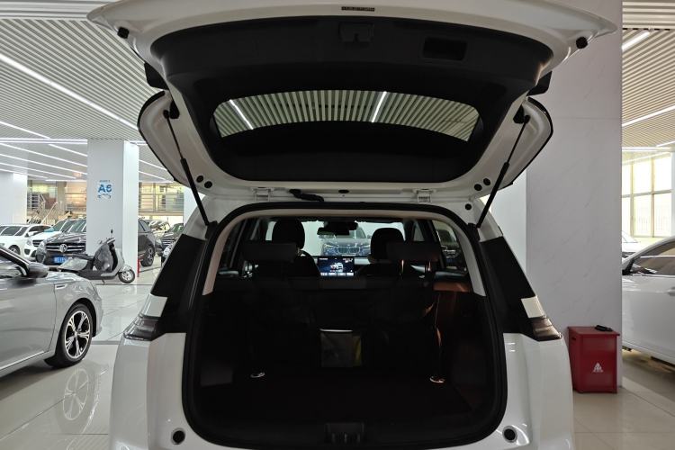 Used AION Y 2023 Younger