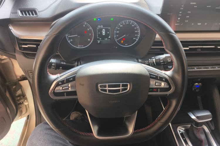 Used Geely Auto Vision X3 2021 PRO 1.5L CVT Deluxe Model
