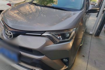 Used Toyota RAV4 2016 2.0L CVT Two-Wheel Drive Fashion Edition China V Standard