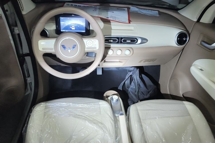 Used Wuling Hongguang MINIEV 2025 Four-Door Version Advanced Edition
