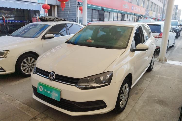 Used Volkswagen Polo 2016 1.4L Manual Fashion Model