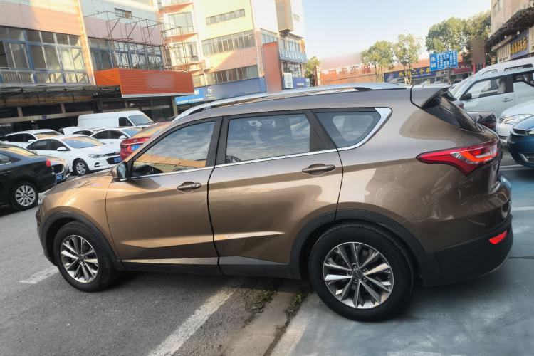 Used JETOUR X70 2018 1.5T Manual Enjoyment Edition
