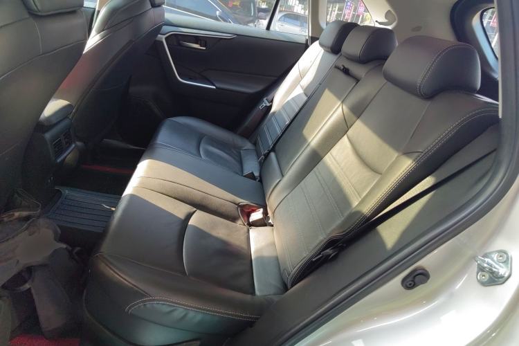 Used Toyota Wildlander 2020 Dual-Motor 2.5L E-CVT Four-Wheel Drive Luxury Edition
