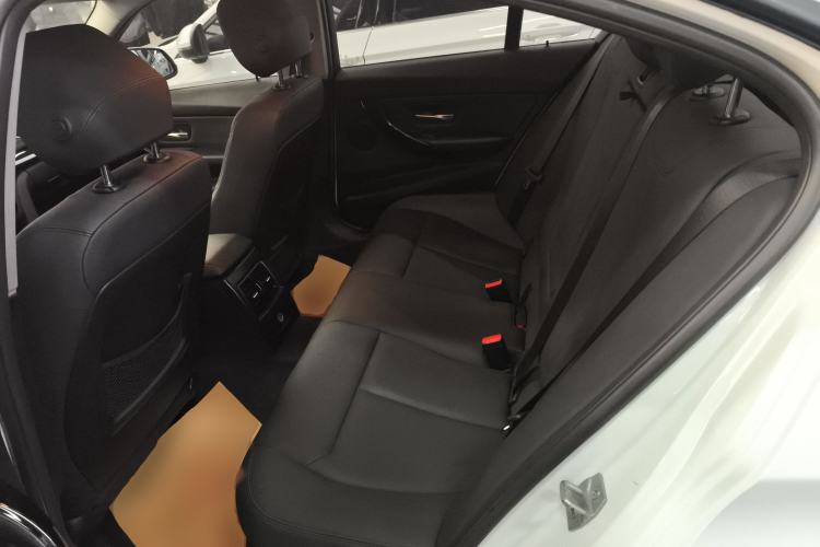 Used BMW 3 Series 2016 316i Fashion Model
