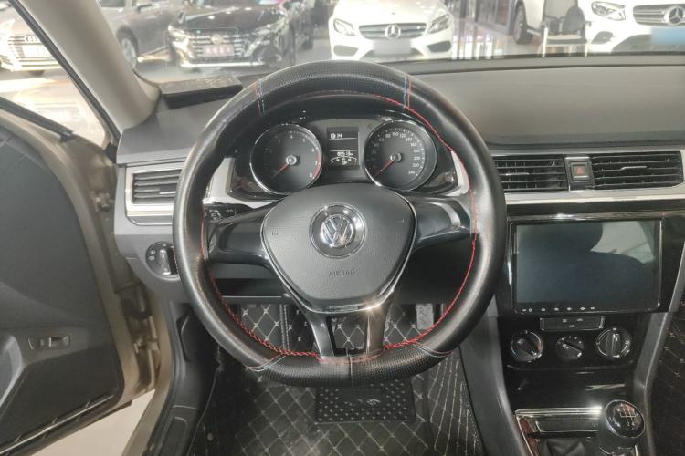 Used Volkswagen Bora 2017 1.6L Manual Comfort Model
