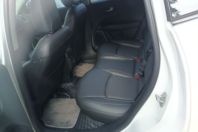 Used  Compass 2017 200T Automatic Family Edition
