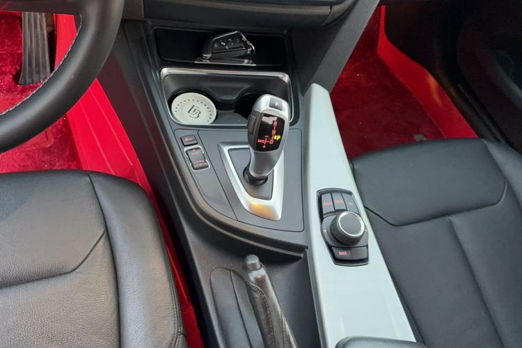 Used BMW 4 Series 2014 420i Fashion Model
