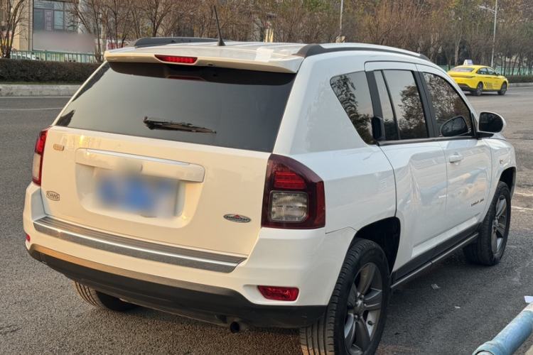 Used  Compass 2014 Revised Version 2.4L Four-Wheel Drive Comfort Edition
