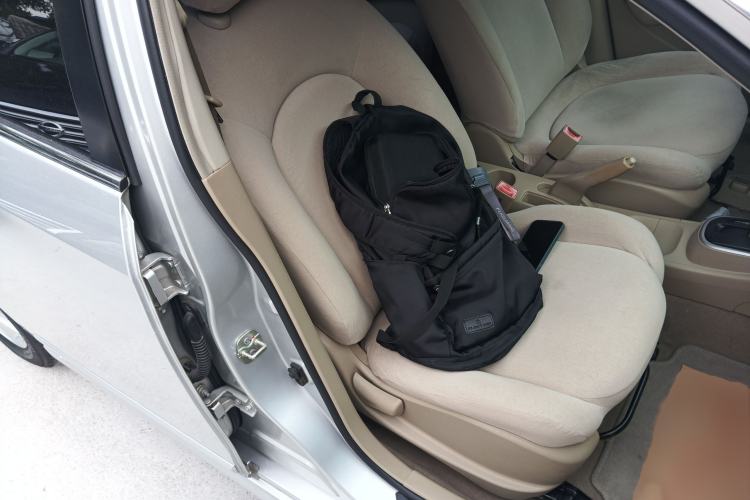 Used Nissan Sylphy 2016 Classic 1.6XE Automatic Leading Edition
