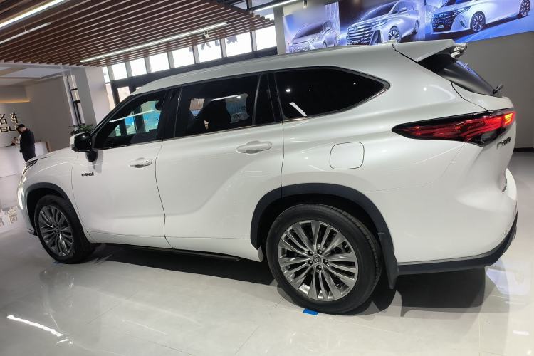 Used Toyota Highlander 2022 Dual-Engine 2.5L Four-Wheel Drive Prestige Version 7 Seats