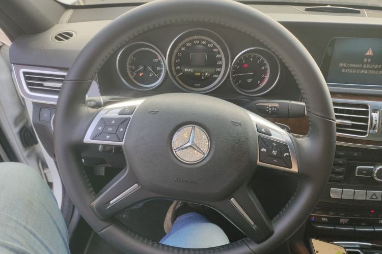 Used Mercedes-Benz E-Class 2015 E 200 L
