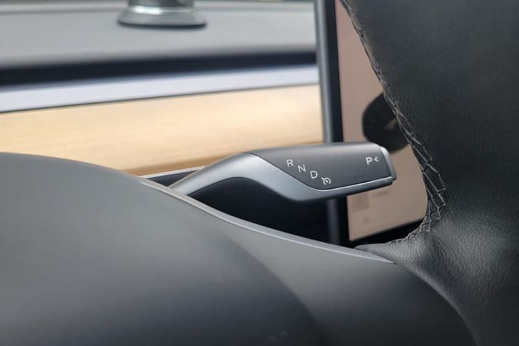 Used Tesla Model Y 2021 Standard Range Rear-Wheel Drive Version
