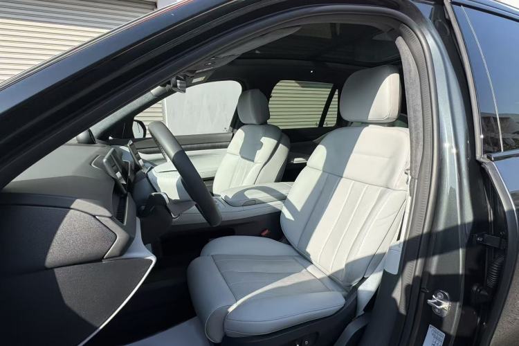 Used Nio ES8 2024 75 kWh
