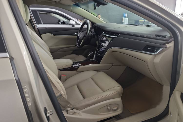 Used Cadillac XTS 2014 28T Comfort Version
