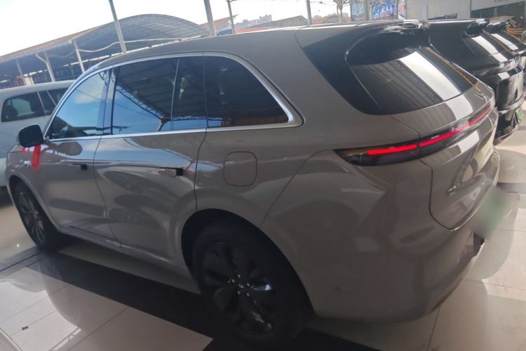 Used Li Auto L6 2025 Pro Smart Refresh Edition
