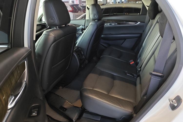 Used Cadillac XT5 2016 28T Four-Wheel Drive Luxury Model
