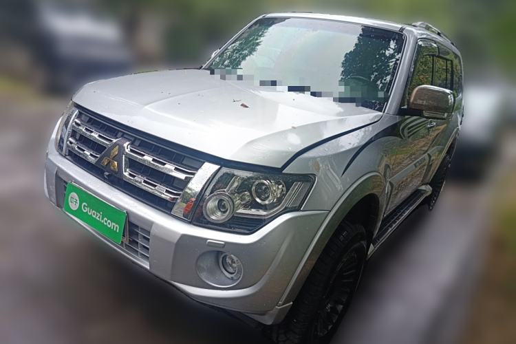 Used Mitsubishi Pajero 2012 3.0L Elite Upgrade Edition
