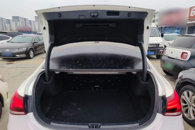 Used Mercedes-Benz A-Class 2022 Restyled A 200 L Sport Sedan Fashion Version
