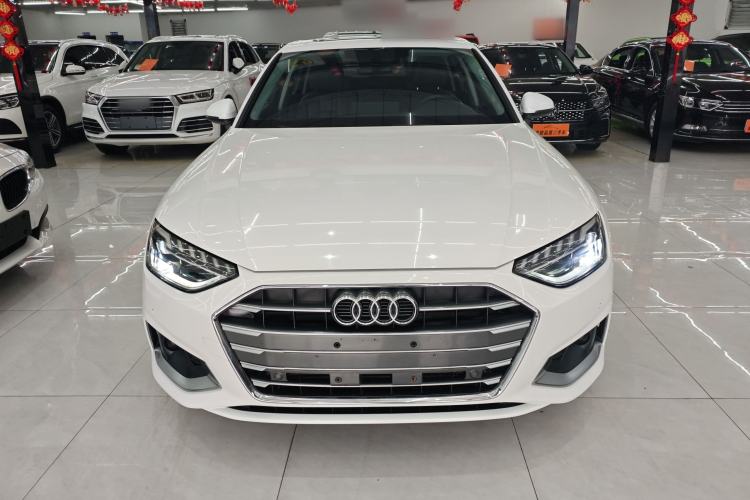 Used Audi A4L 2020 40 TFSI Fashionable and Elegant Model
