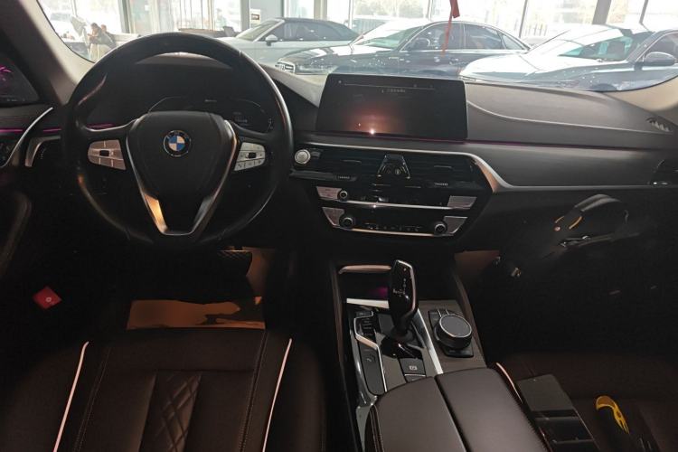 Used BMW 5 Series New Energy 2020 Mileage Upgrade Version 530Le Luxury Package
