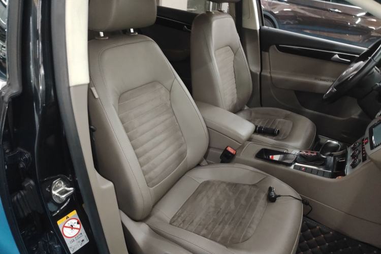 Used Volkswagen Magotan 2015 Facelift 1.8TSI Luxury Model