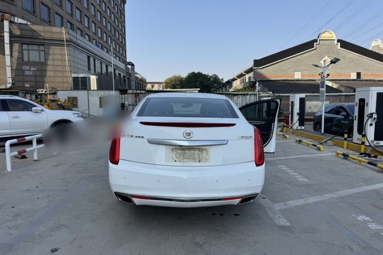 Used Cadillac XTS 2014 28T Luxury Model
