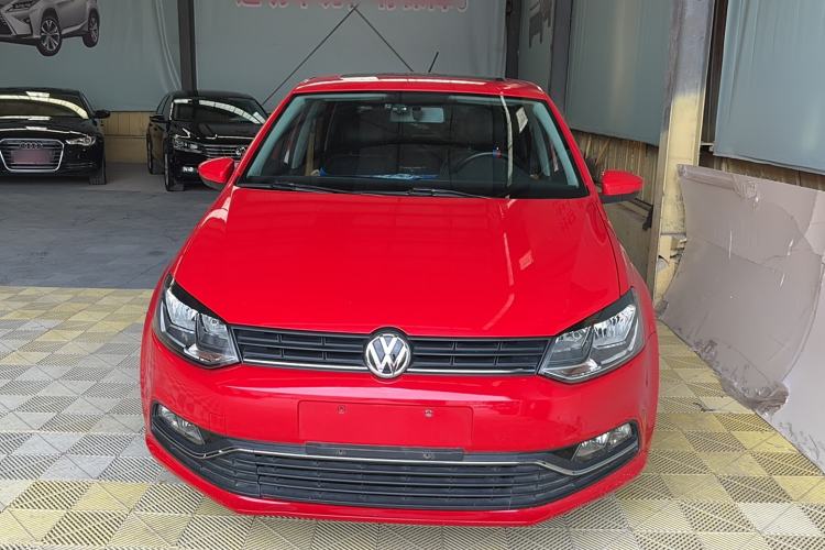 Used Volkswagen Polo 2016 1.6L Automatic Comfort Model
