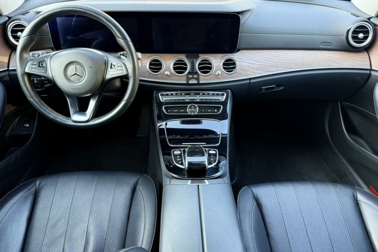 Used Mercedes-Benz E-Class 2016 E 300 L Luxury Model
