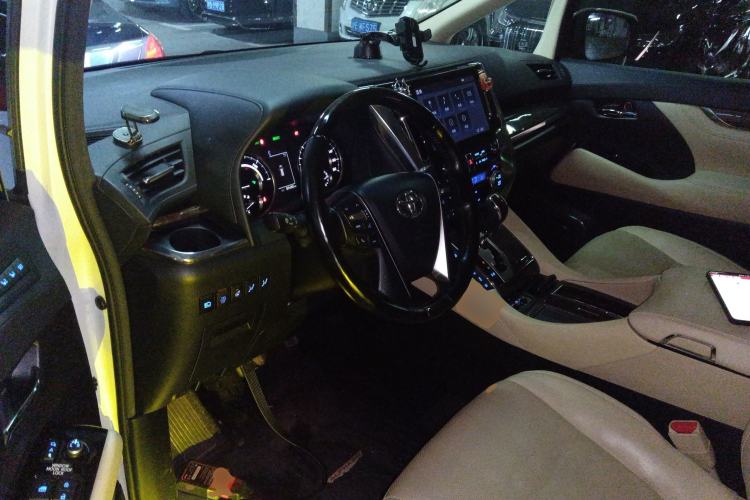 Used Toyota Alphard 2021 Dual-Engine 2.5L Prestige Edition
