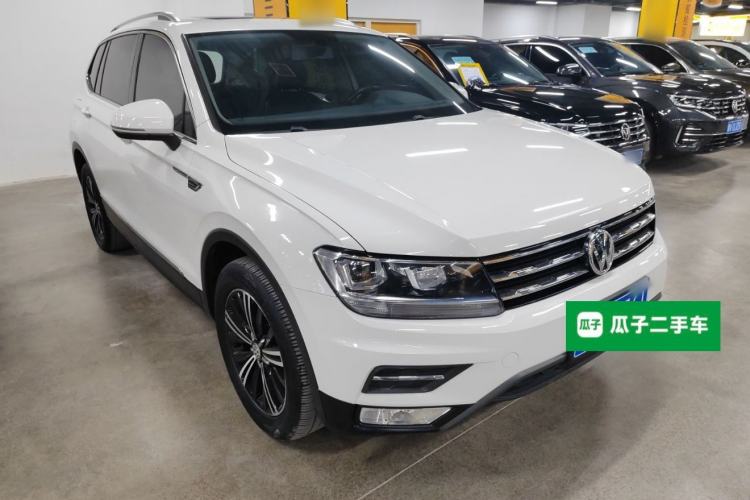 Used Volkswagen Tiguan L 2019 330TSI Automatic Two-Wheel Drive Panoramic Comfort Edition China VI Standard