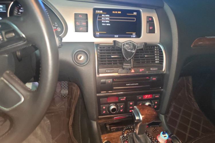 Used Audi Q7 2014 35 TFSI Off-road Model
