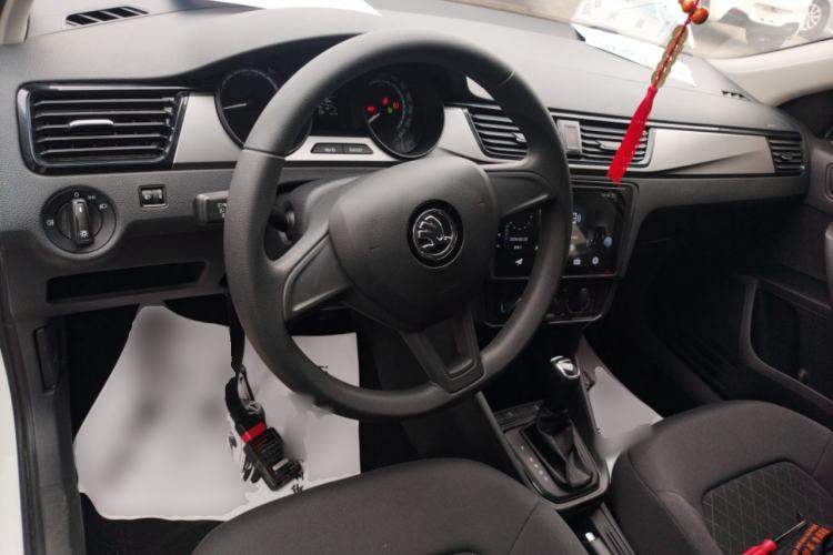 Used Skoda Rapid 2022 1.5L Automatic Comfort Edition
