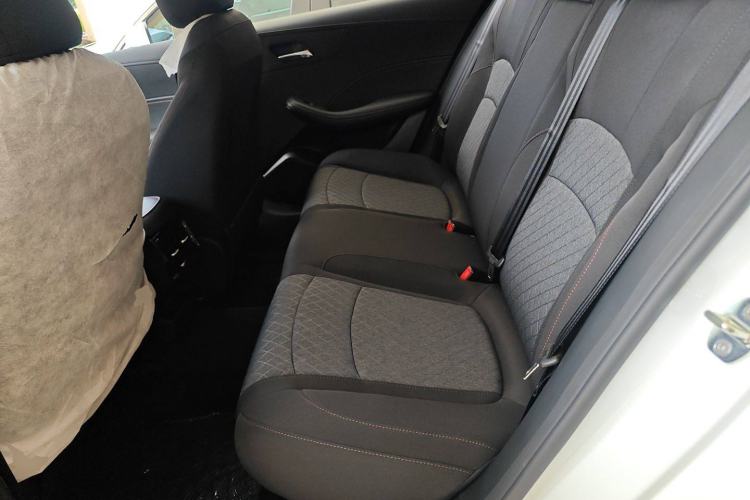 Used Roewe i5 2023 1.5L Manual Comfort Edition
