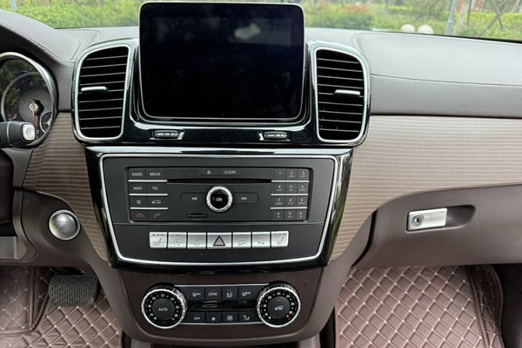 Used Mercedes-Benz GLE 2018 GLE 320 4MATIC Luxury Collection Edition
