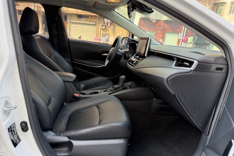 Used Toyota Corolla 2021 Dual-Motor 1.8L E-CVT Elite Edition
