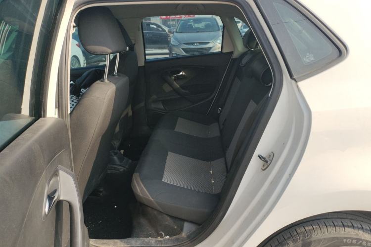 Used Volkswagen Polo 2014 1.4L Manual Fashion Edition