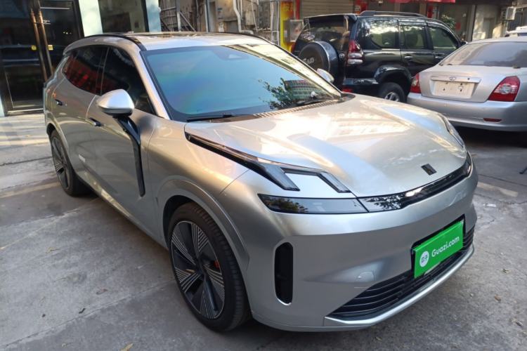 Used Lynk & Co 08 EM-P 2025 120km Long-Range Pro
