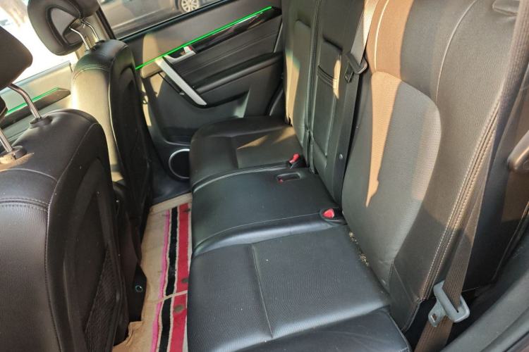 Used Chevrolet Captiva 2015 2.4L Two-Wheel Drive Urban Version 7 Seats
