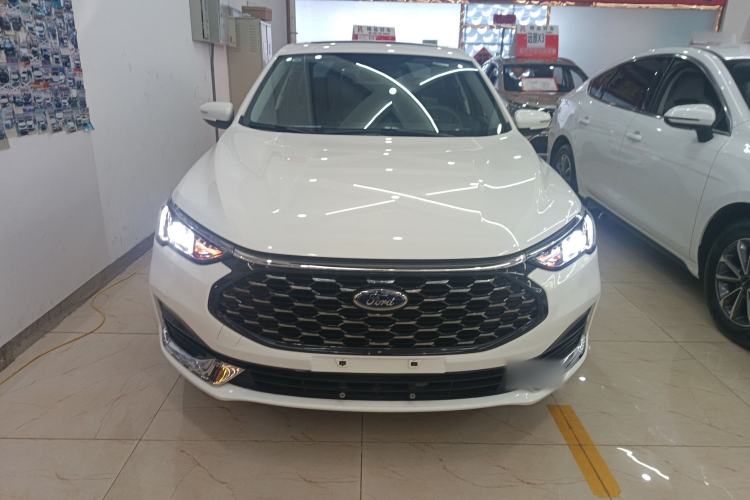 Used Ford Escort 2021 1.5L Automatic Diamond Edition
