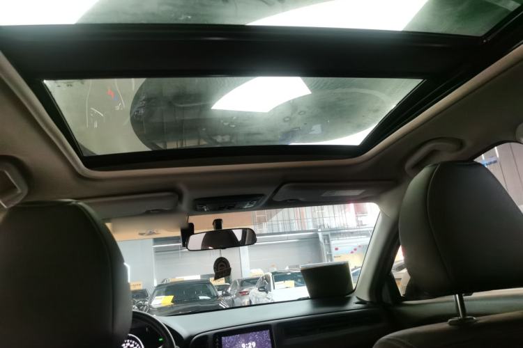 Used Honda Vezel 2020 1.5L CVT Pioneer Edition