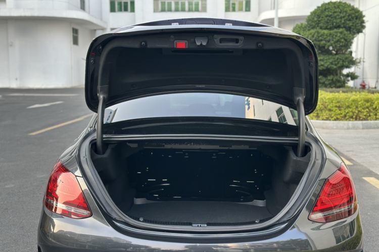 Used Mercedes-Benz C-Class 2021 C 200 L Fashion Edition Sport Version
