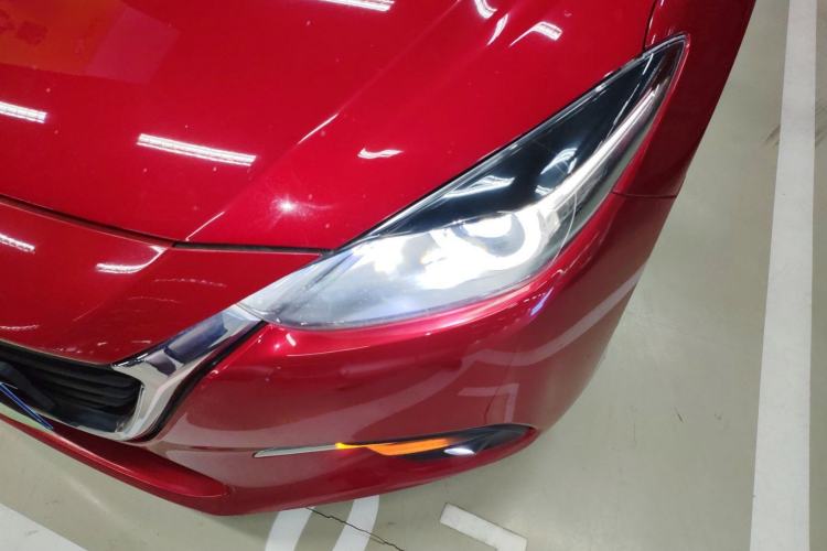 Used Mazda Mazda 3 Axela 2017 Sedan 1.5L Automatic Luxury Model China VI Standard
